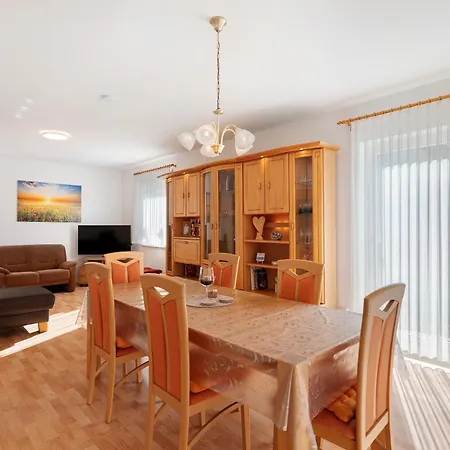 Haus Langer Feriehus *